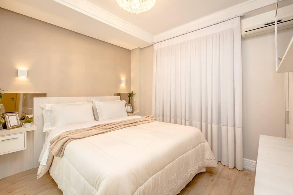 Locação Anual - Apartamento mobiliado na Barra Sul