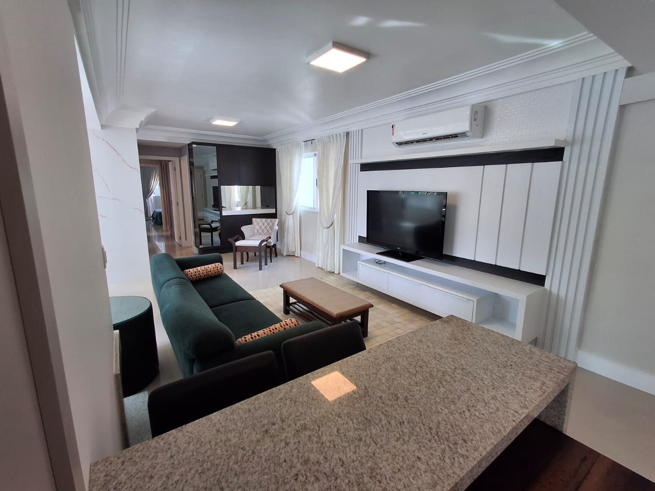 Apartamento Quadra Mar em Balneário Camboriú — Balneário Camboriú