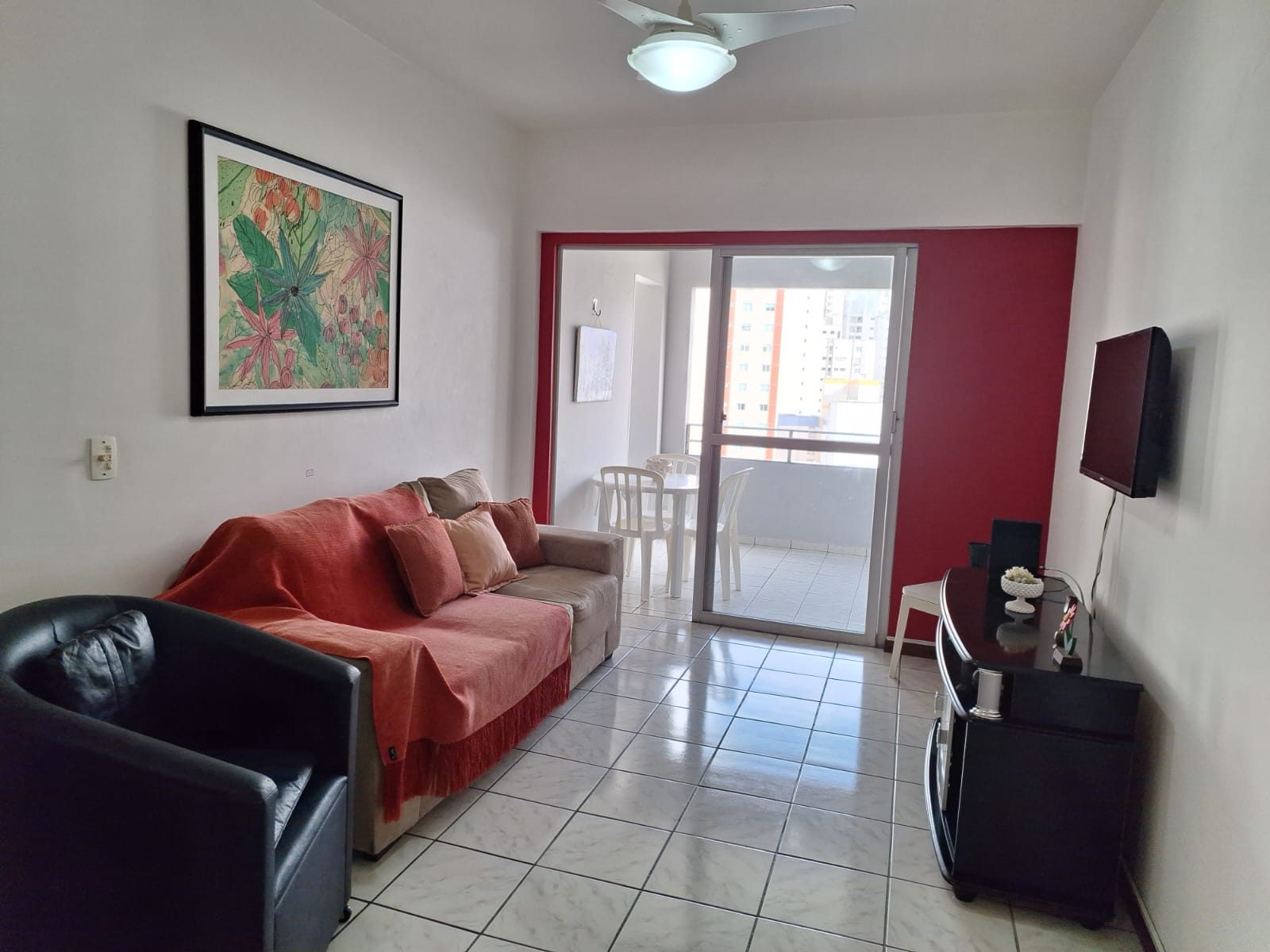 Apartamento 2 quartos sendo 1 suite — Balneário Camboriú
