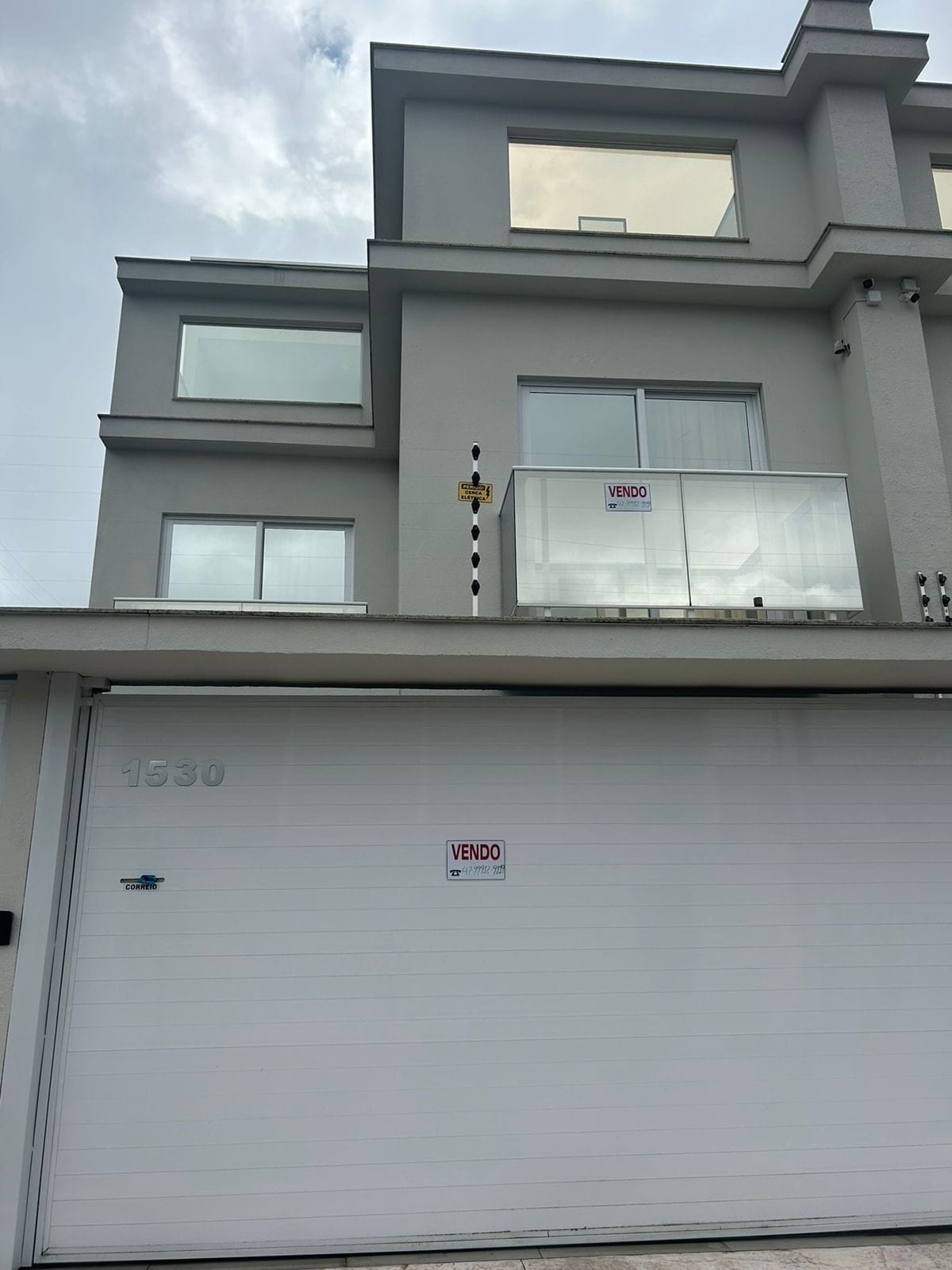 Casa Finamente Mobiliada — Balneário Camboriú