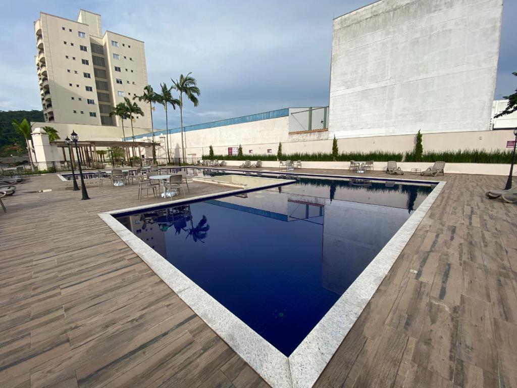 Apartamento 2 suítes mobiliado no Alameda Provence, Camboriú