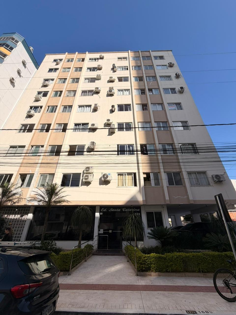 Apartamento 2 dormitórios mobiliado no Ed. Santa Catarina, Centro, Balneário Camboriú