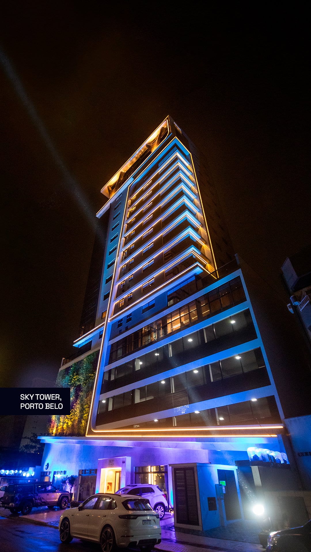 Apartamento 3 suítes no Sky Tower, Balneário Perequê, Porto Belo