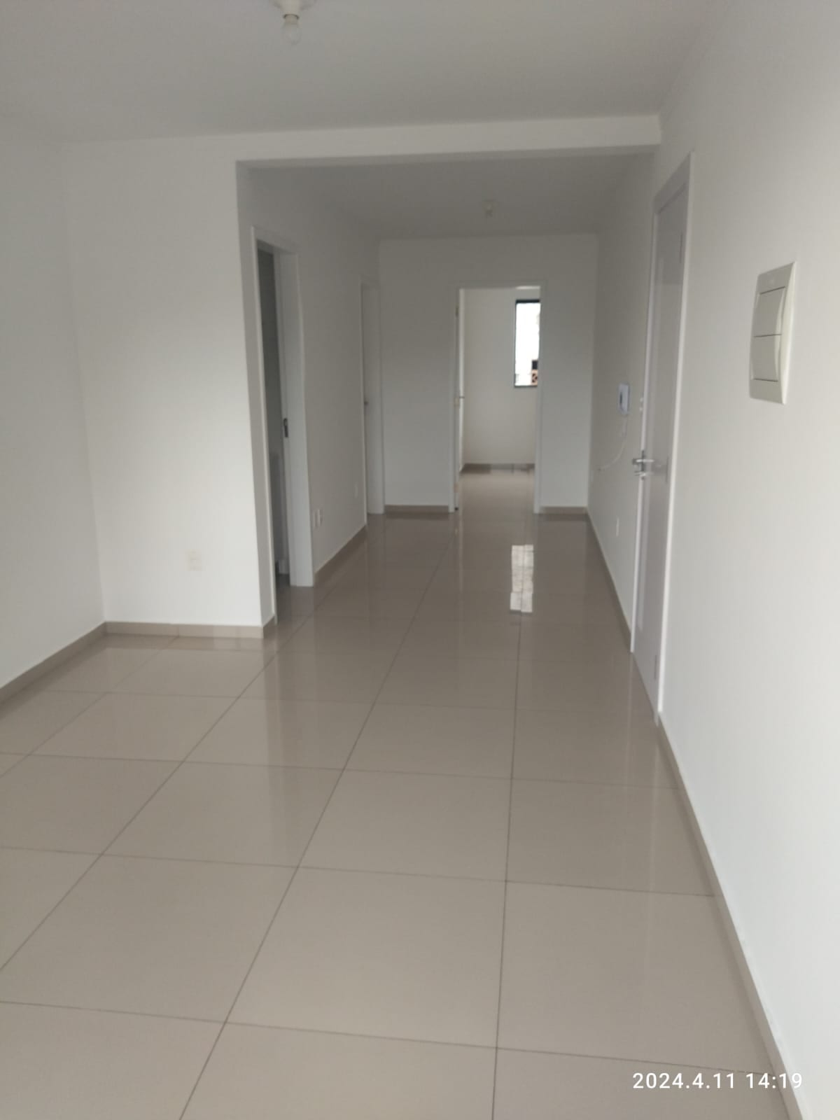 Apartamento 2 dormitórios no Ed. Vila Orizada, Monte Alegre, Camboriú