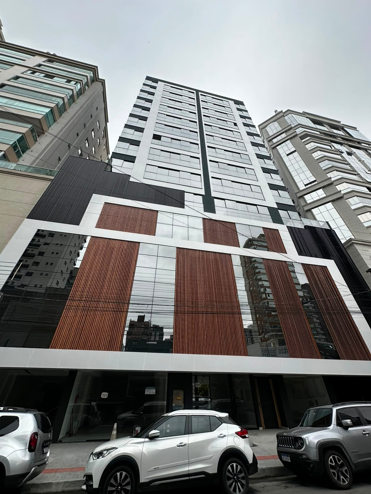Apartamento 3 suítes mobiliado no Salt Lake Home, Meia Praia, Itapema