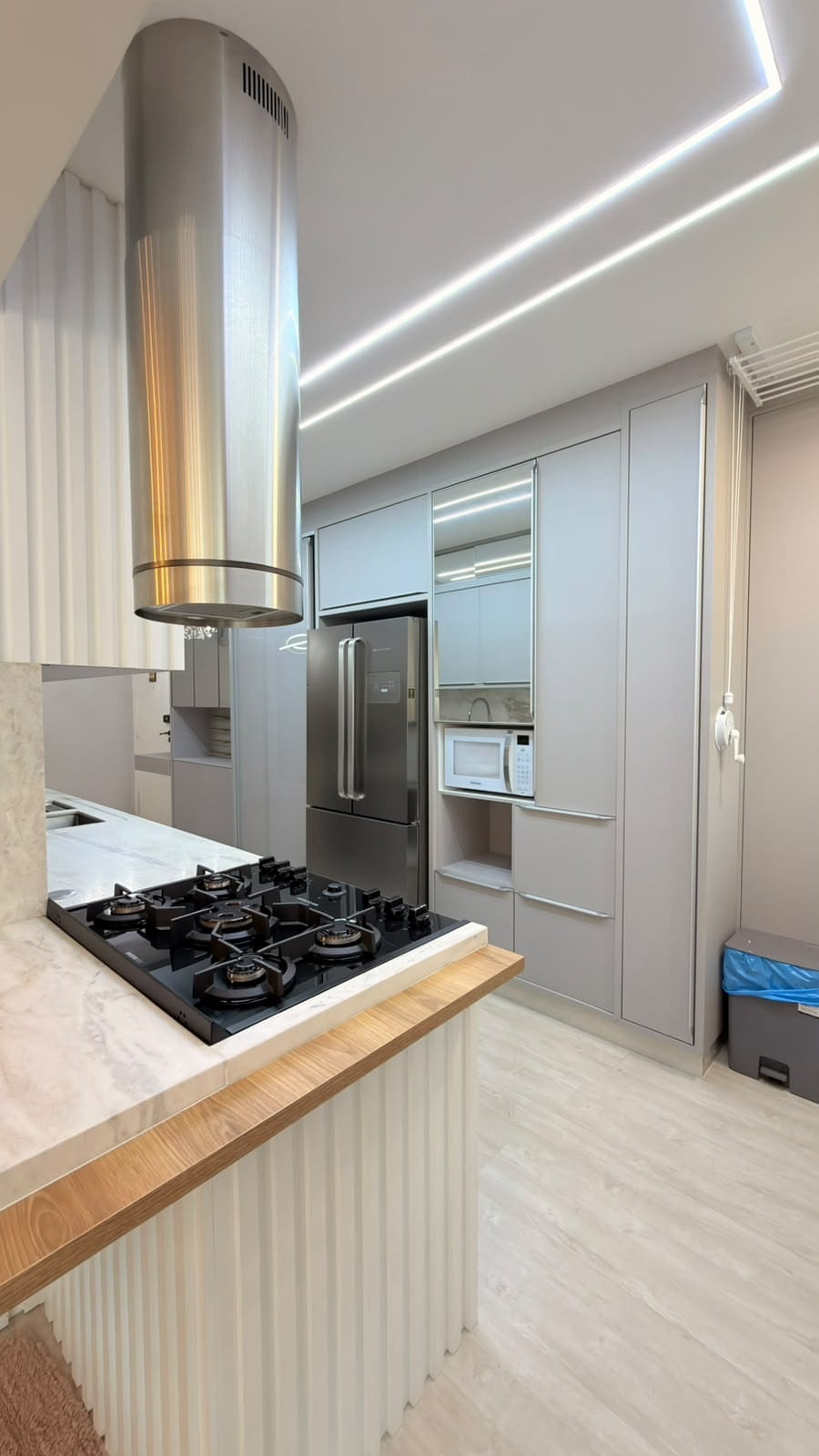 Apartamento 3 dormitórios para locação anual na Rua Mingote Serafim, Pioneiros, Balneário Camboriú