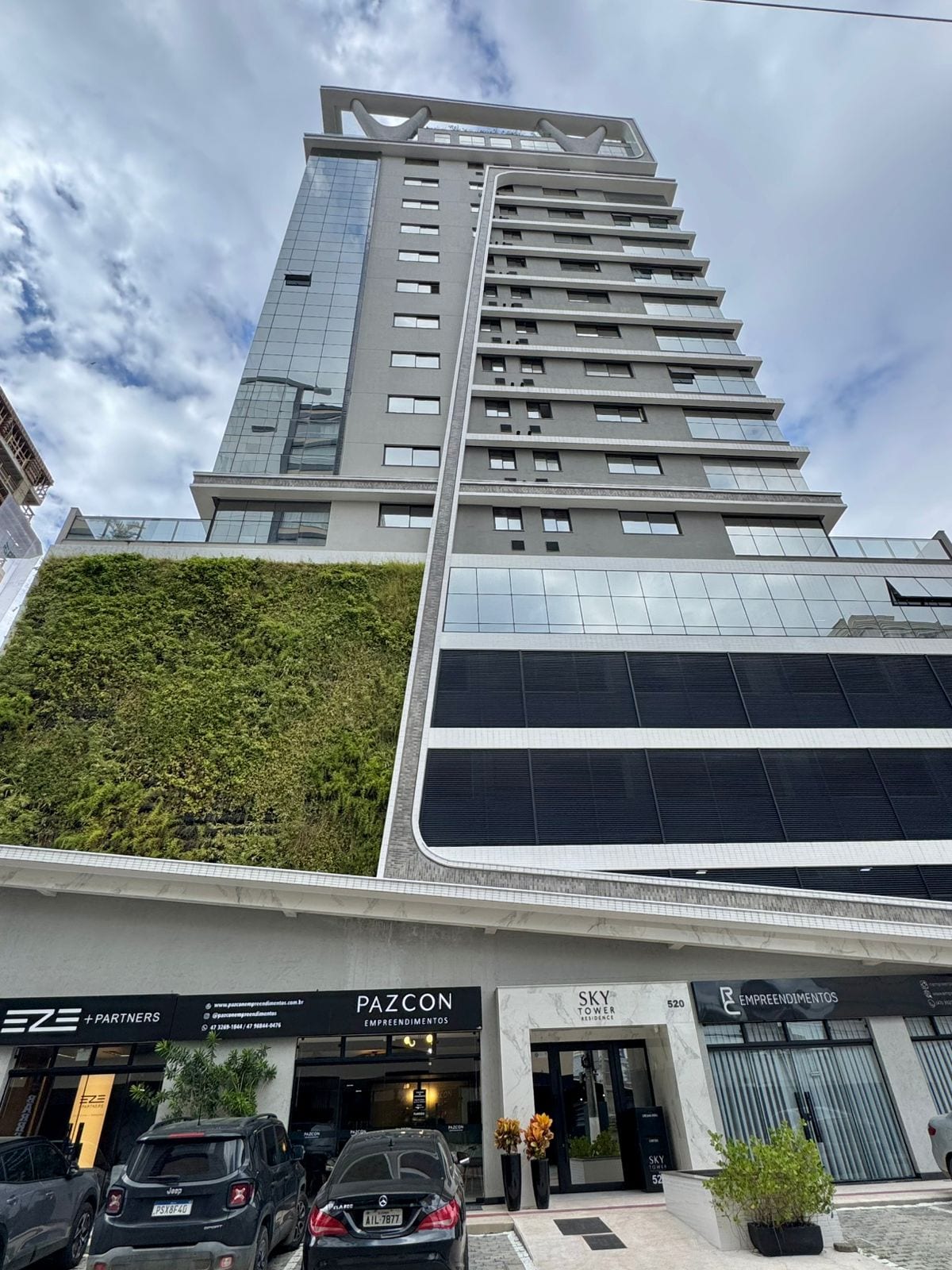 Apartamento 3 suítes mobiliado no Sky Tower Residence, Perequê, Porto Belo
