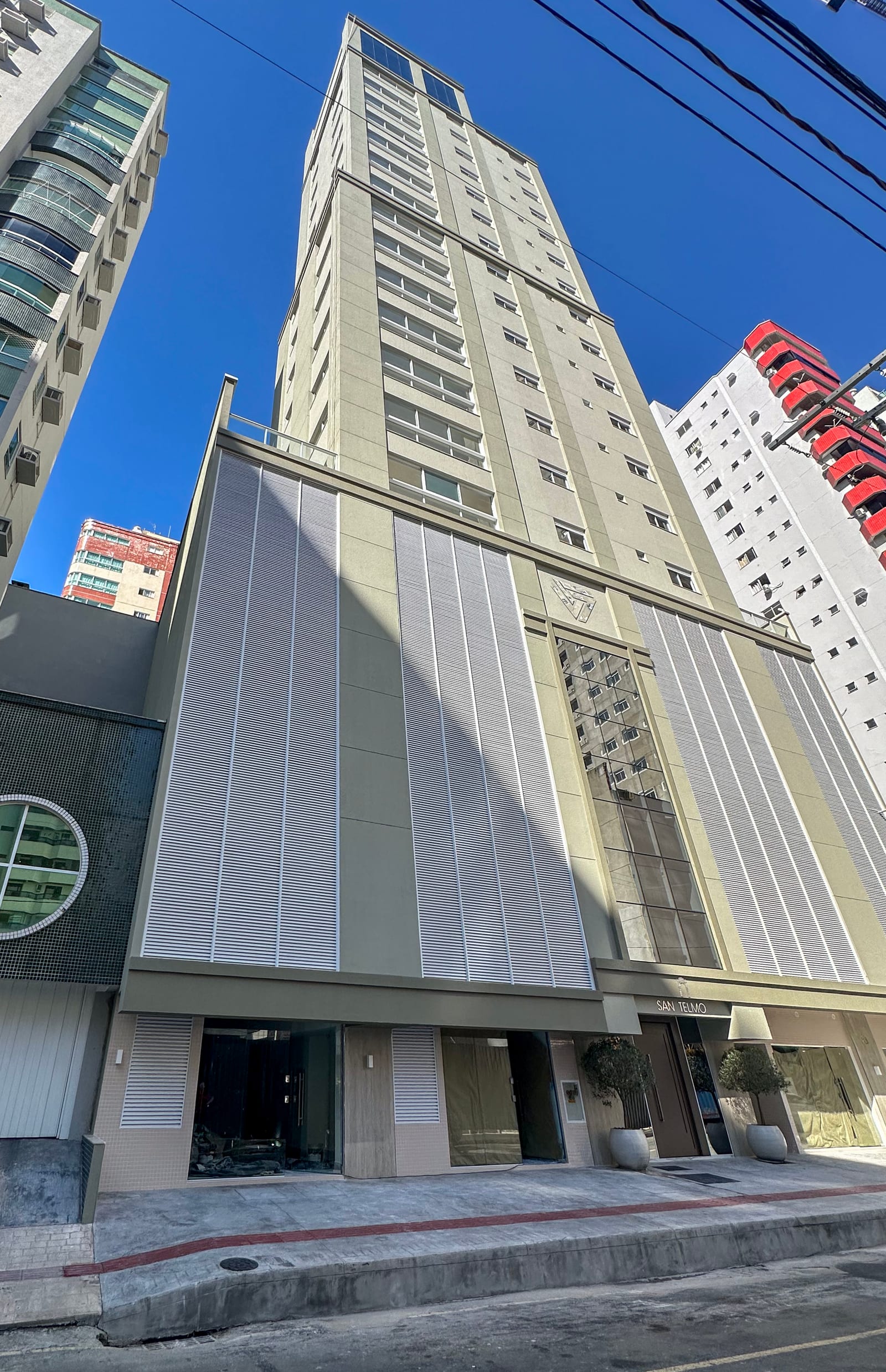 Apartamento 3 suítes no Ed. San Telmo, Centro, Balneário Camboriú