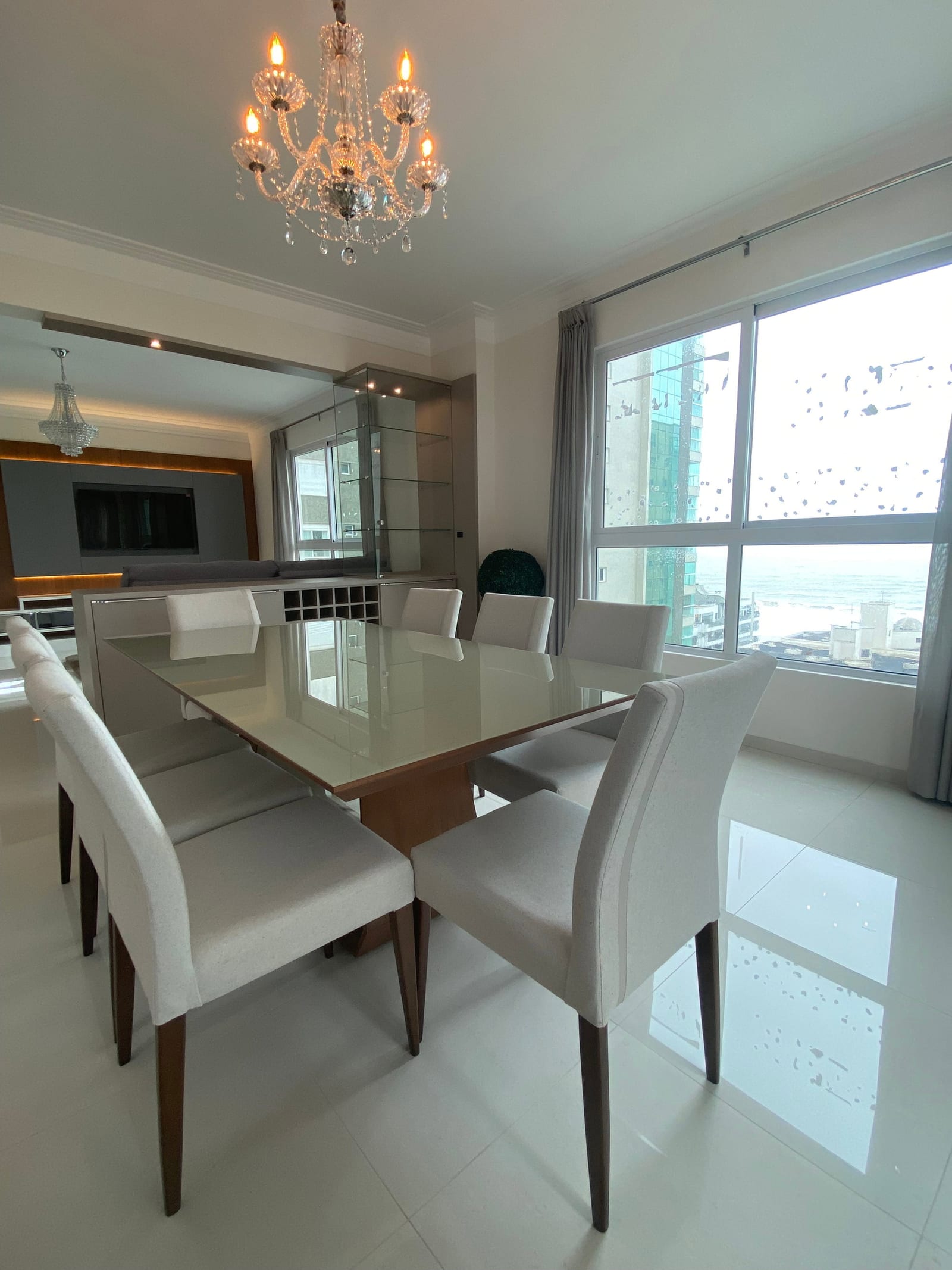 Apartamento 4 dormitórios mobiliado vista mar no Central Tower - Unidade, Meia Praia, Itapema