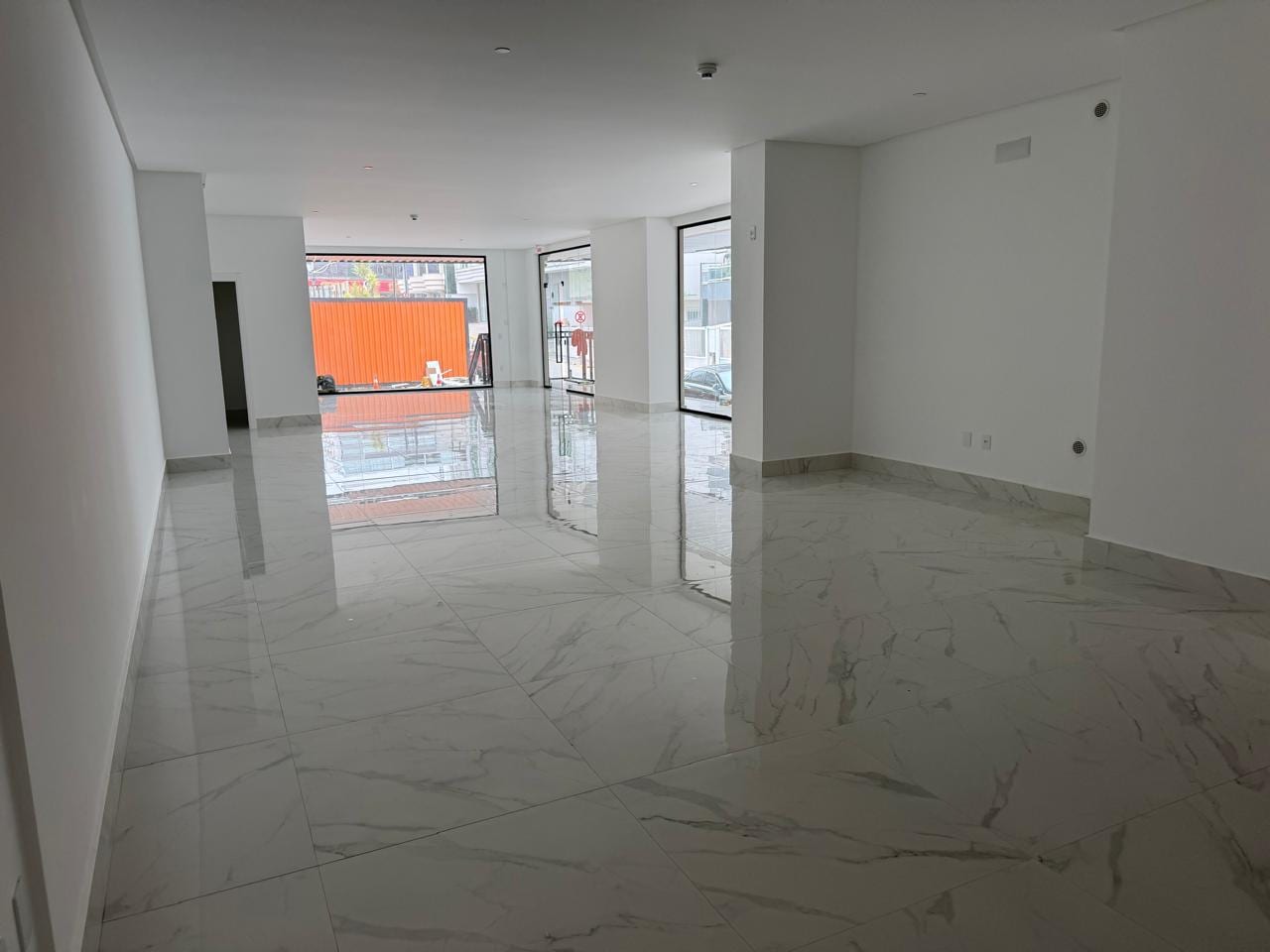 Sala comercial para locação na Rua 131, Centro, Itapema
