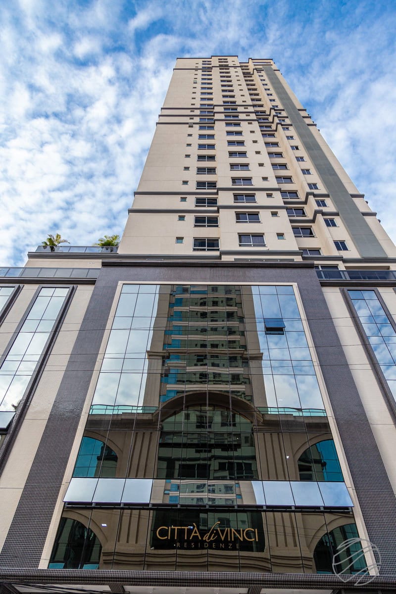 Apartamento 4 dormitórios mobiliado no Ed. Citta de Vinci, Centro, Balneário Camboriú
