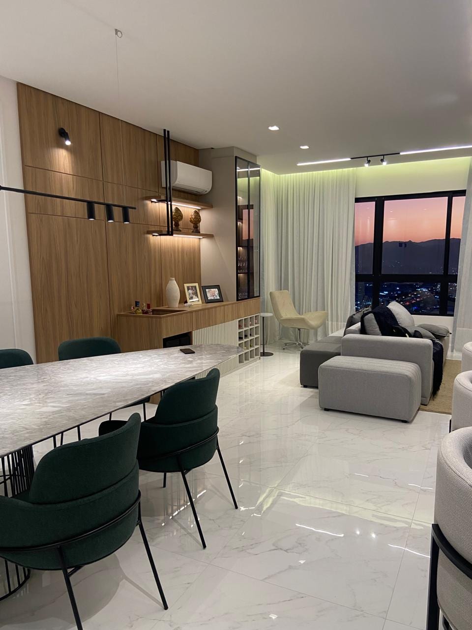 Apartamento 3 suítes mobiliado no Florence Garden Residence, Centro, Balneário Camboriú