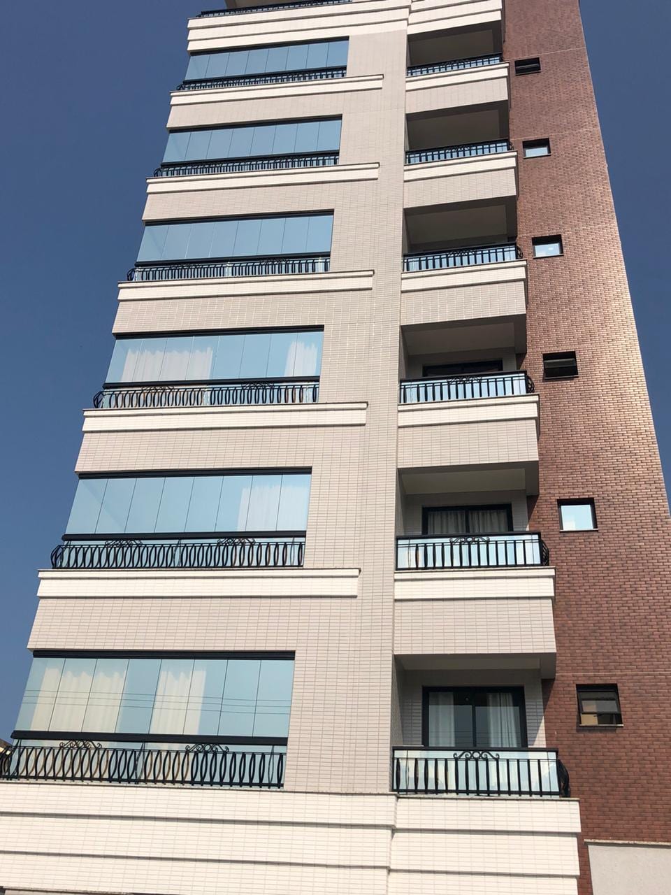 Apartamento 2 suítes mobiliado na Rua Virgínia Ledra Cavilha, Perequê, Porto Belo