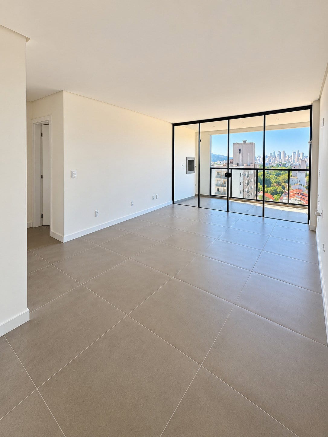 Apartamento 2 suítes no Ed. Coral Way, São Francisco de Assis, Camboriú