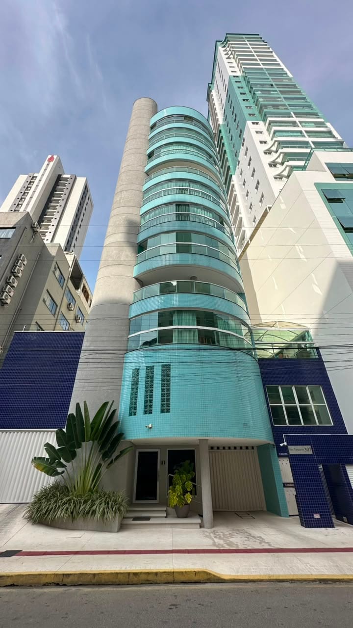 Apartamento 3 dormitórios mobiliado no Ed. Turquesa, Centro, Balneário Camboriú
