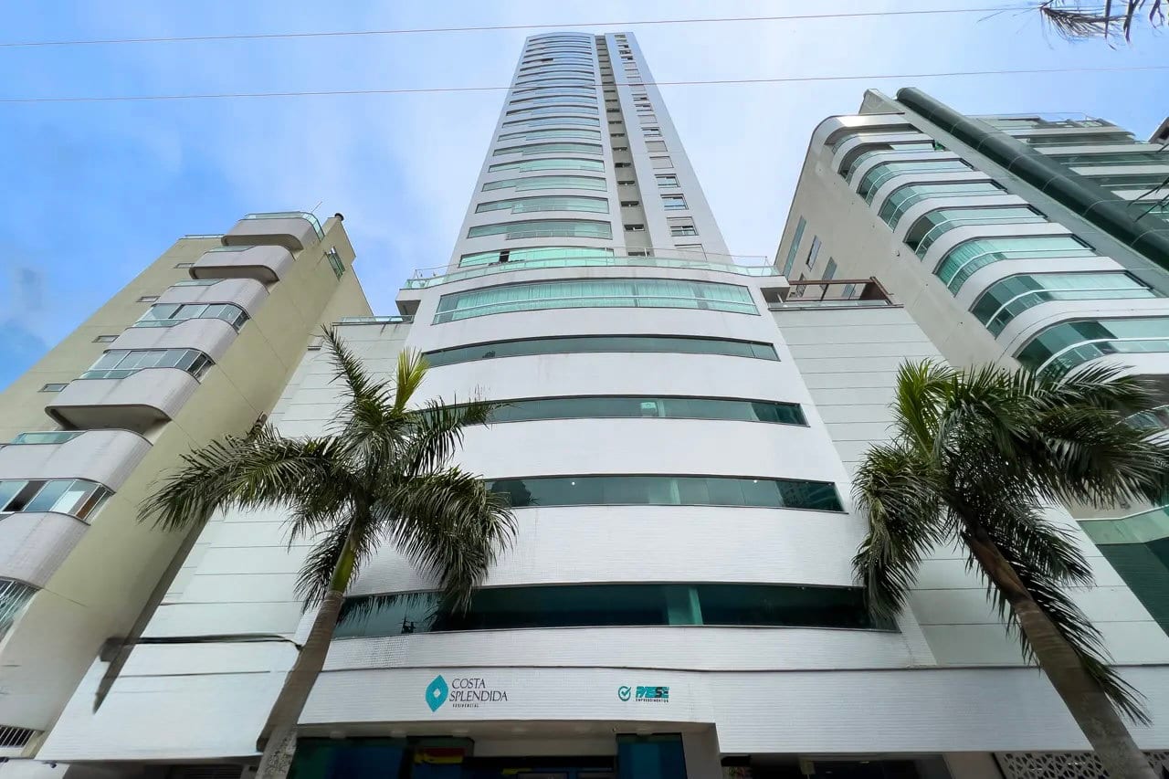 Apartamento 3 suítes mobiliado no Ed. Costa Splendida, Centro, Balneário Camboriú