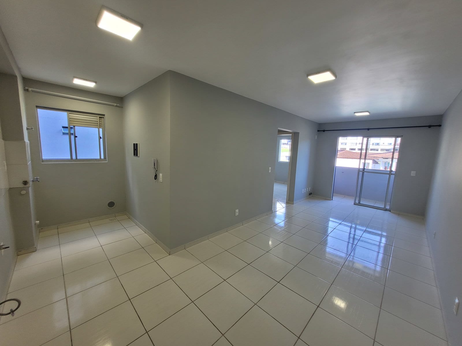 Apartamento 2 dormitórios mobiliado no Residencial Aroeira, São Francisco de Assis, Camboriú