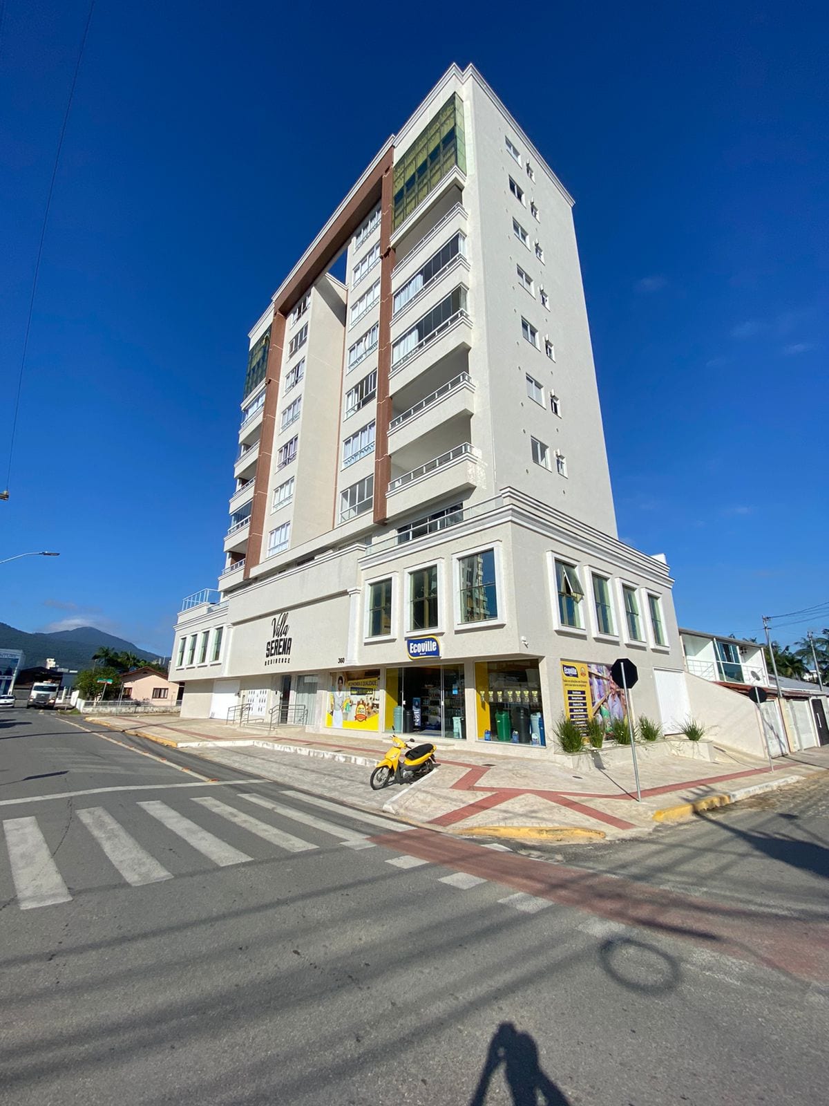Sala comercial na Rua Justiniano da Silva Neves, Centro, Camboriú