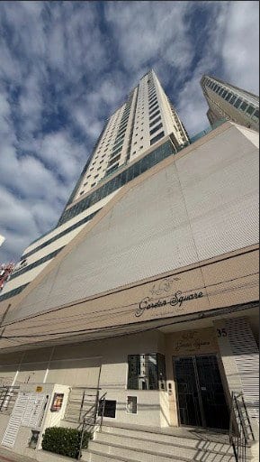 Apartamento 3 suítes mobiliado no Garden Square Residence, Meia Praia, Itapema