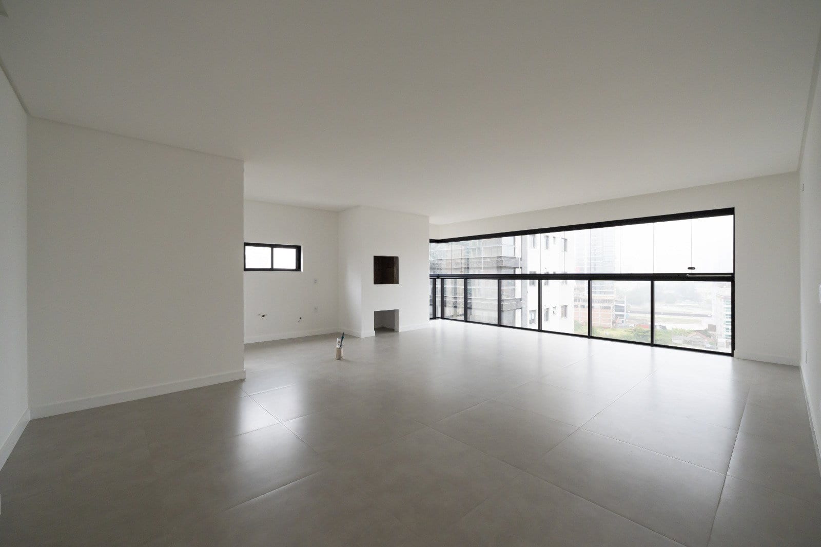 Apartamento 3 suítes mobiliado no Ed. Nouve, Perequê, Porto Belo