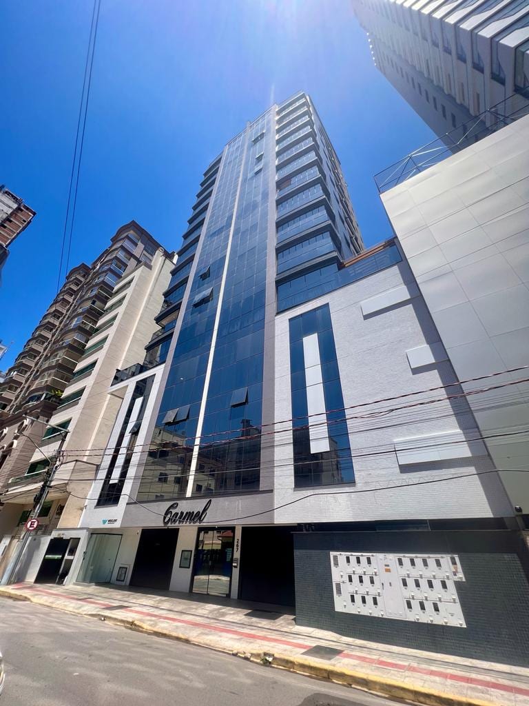 Apartamento 3 suítes mobiliado no Carmel Residence, Meia Praia, Itapema