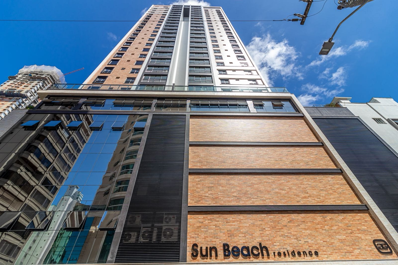 Apartamento 4 suítes no Ed. Sun Beach, Centro, Balneário Camboriú