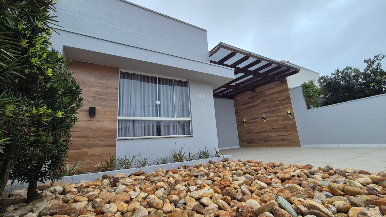Casa 2 dormitórios na Rua Gil Vicente, Quinta dos Açorianos, Barra Velha