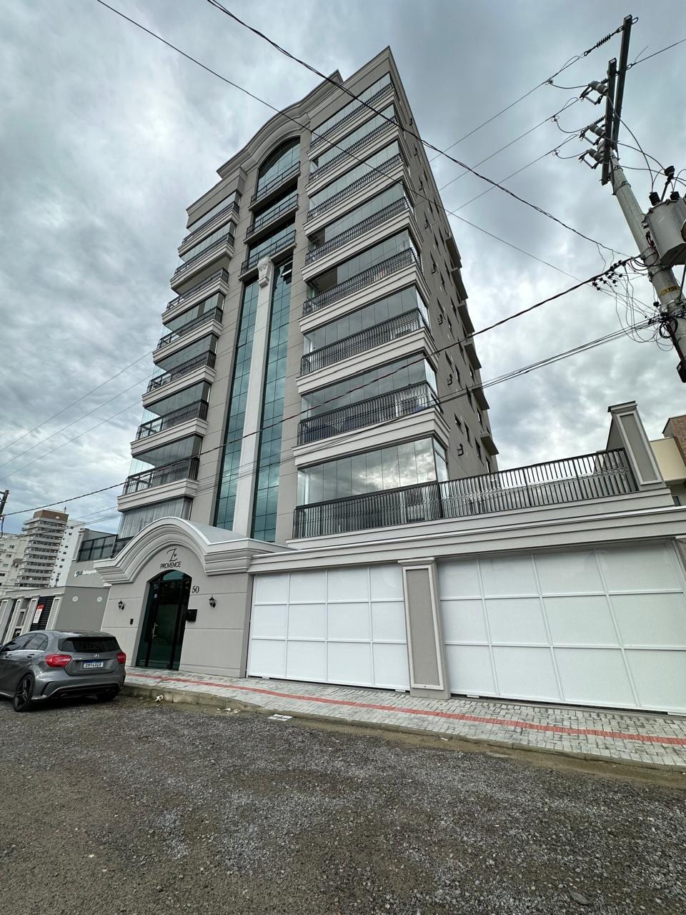 Apartamento 2 dormitórios mobiliado no Residencial la Provence, Perequê, Porto Belo