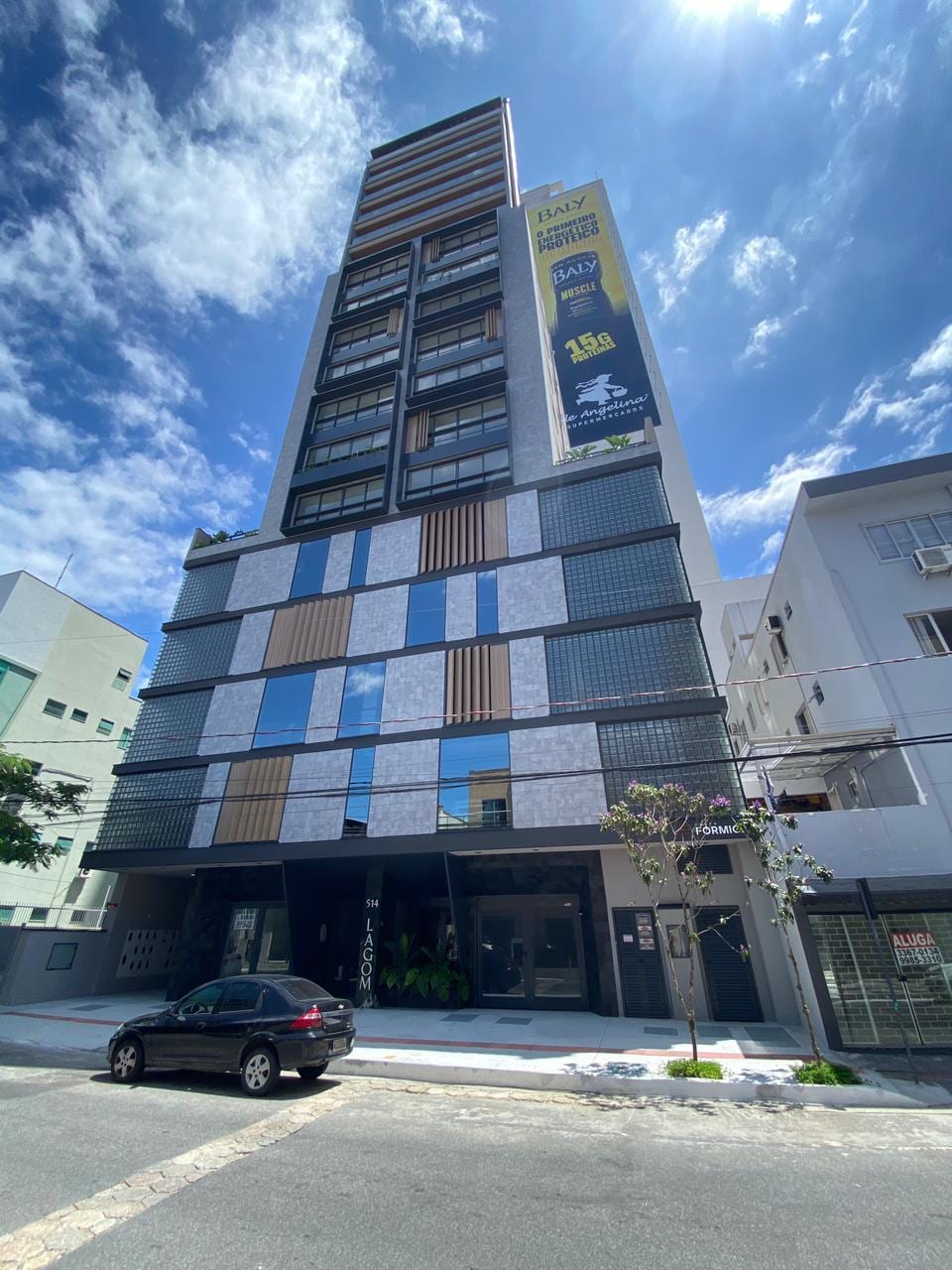 Apartamento 3 suítes mobiliado no Ed. Lagom, Centro, Balneário Camboriú