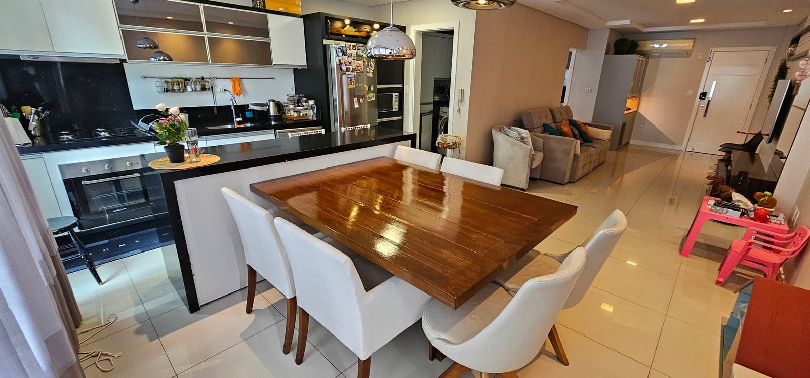 Apartamento 3 dormitórios mobiliado no Ed. Figueira da Foz, Centro, Balneário Camboriú