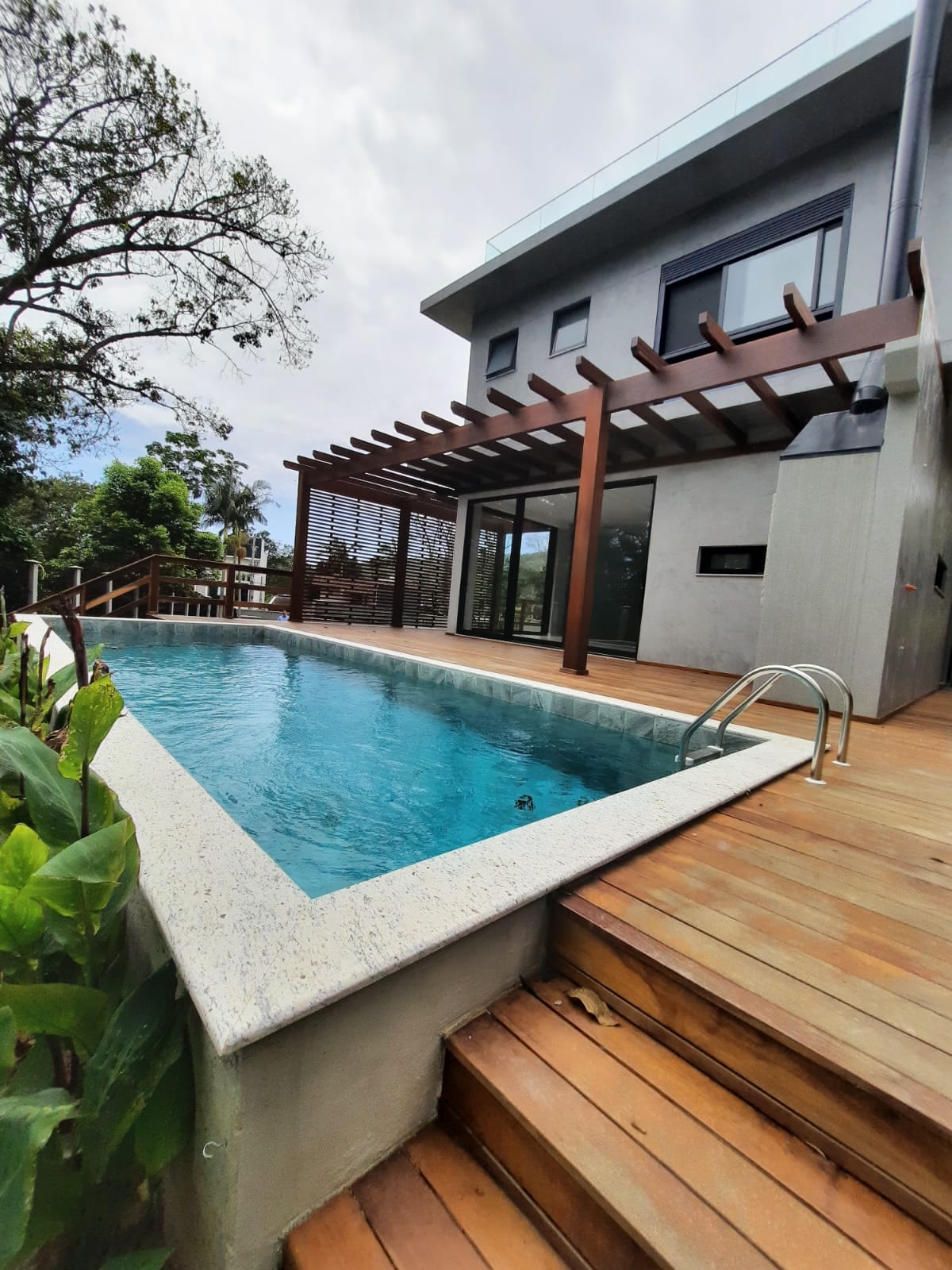 Casa 3 suítes no Condomínio Bosque de Taquaras, Taquaras, Balneário Camboriú
