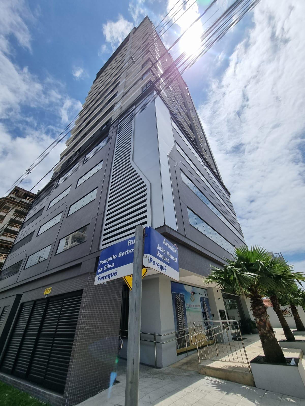 Apartamento 3 suítes semimobiliado no Up Streer Residence, Perequê, Porto Belo